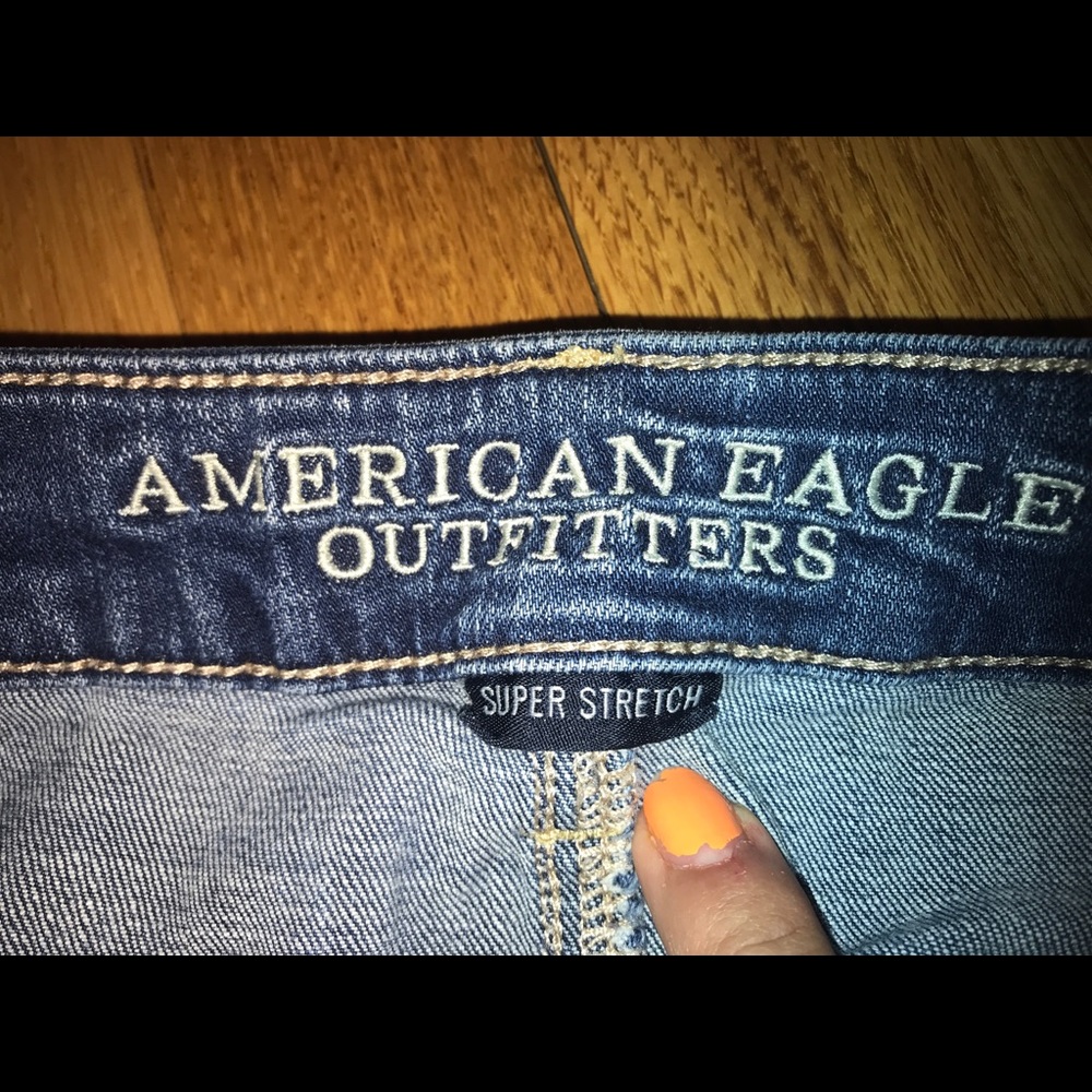 American Eagle High Rise Ripped Jeans - Picture 3 of 6